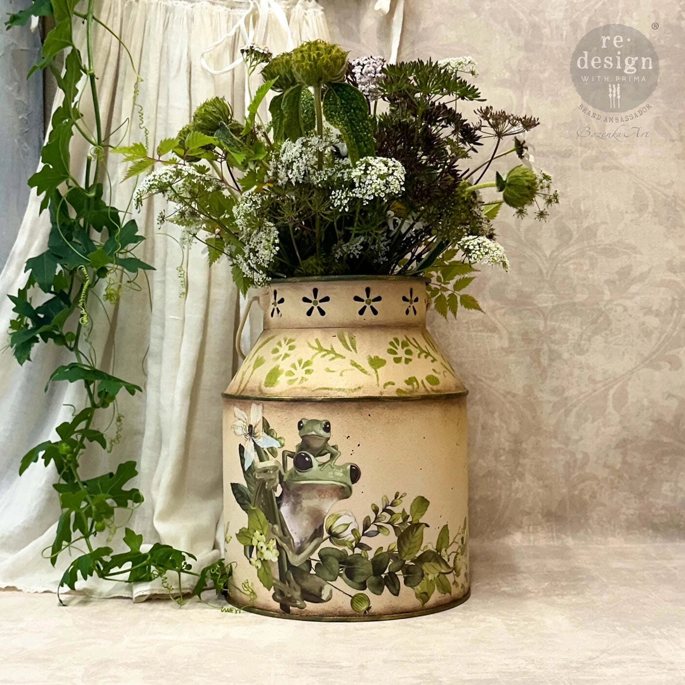 Froggy Meadow Greens Middy Transfer