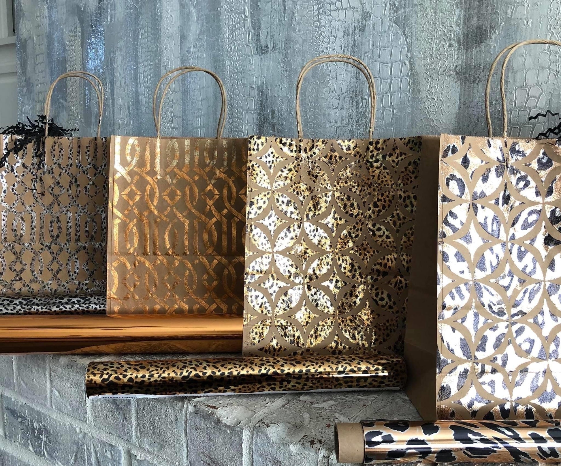 WILD LEOPARD LARGE SPOT - Gold - Rub On Metallic Foil by APS - Textile Friendly
